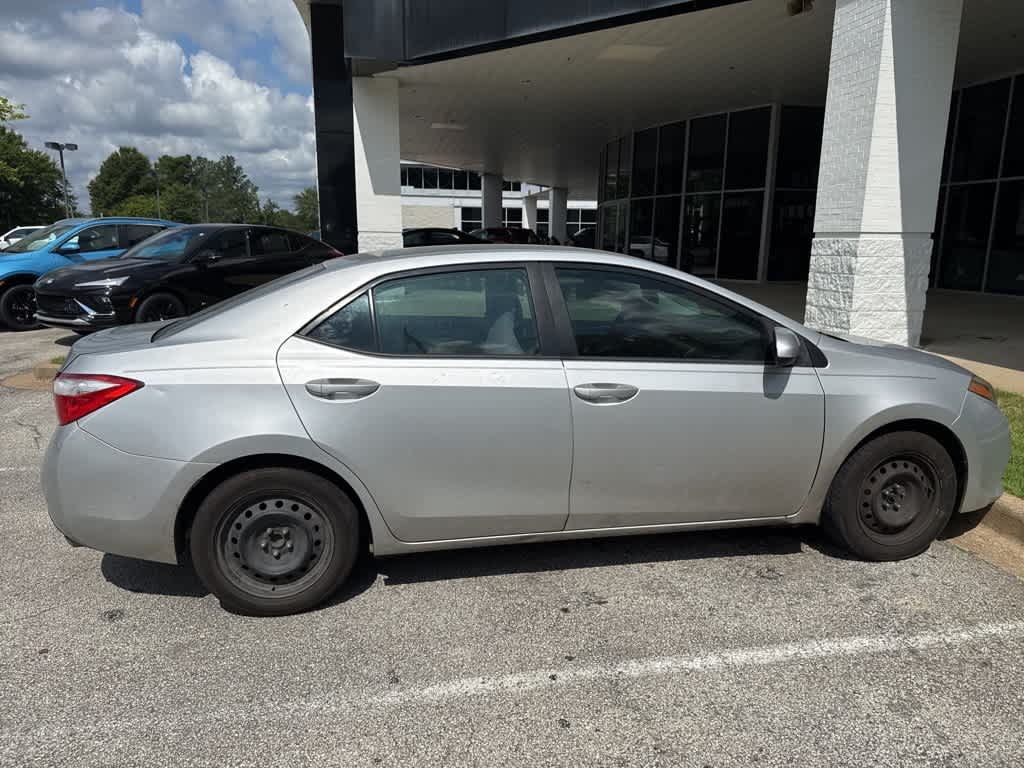 Thumbnail: 2014 Toyota Corolla - 4