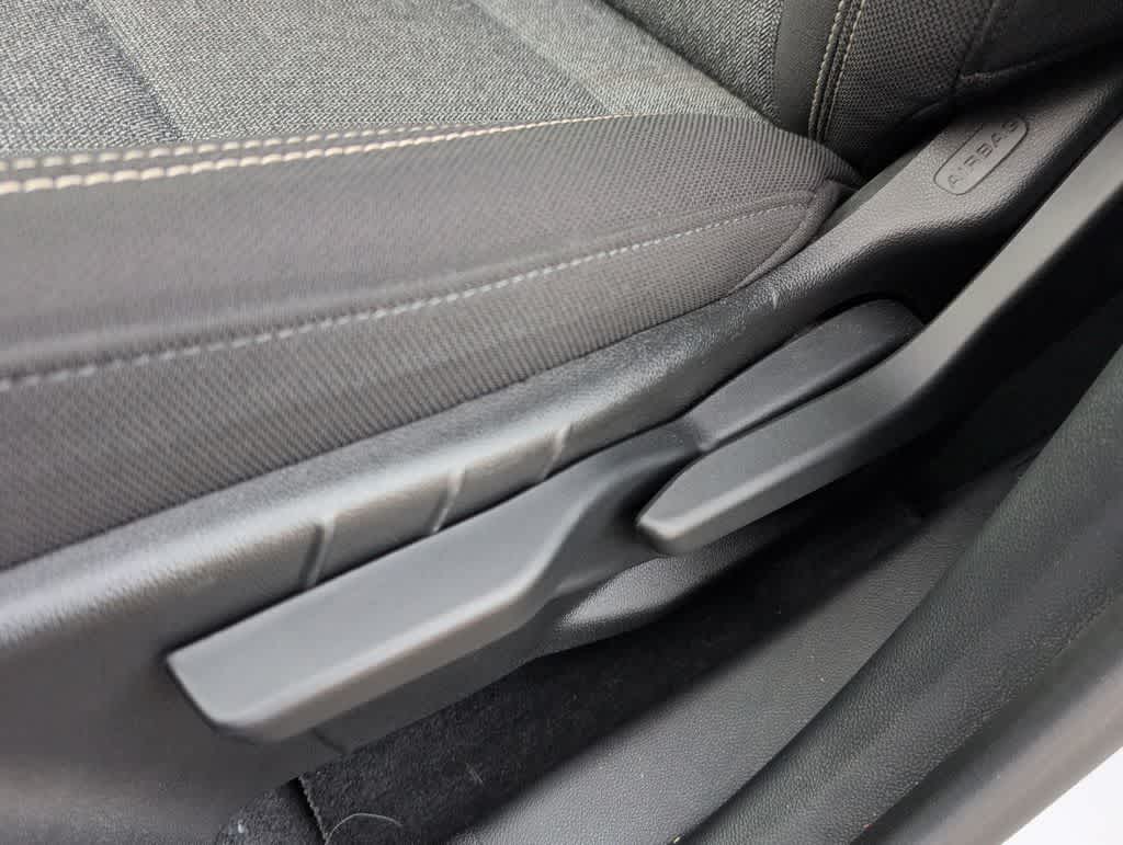 Thumbnail: 2025 GMC Terrain - 17