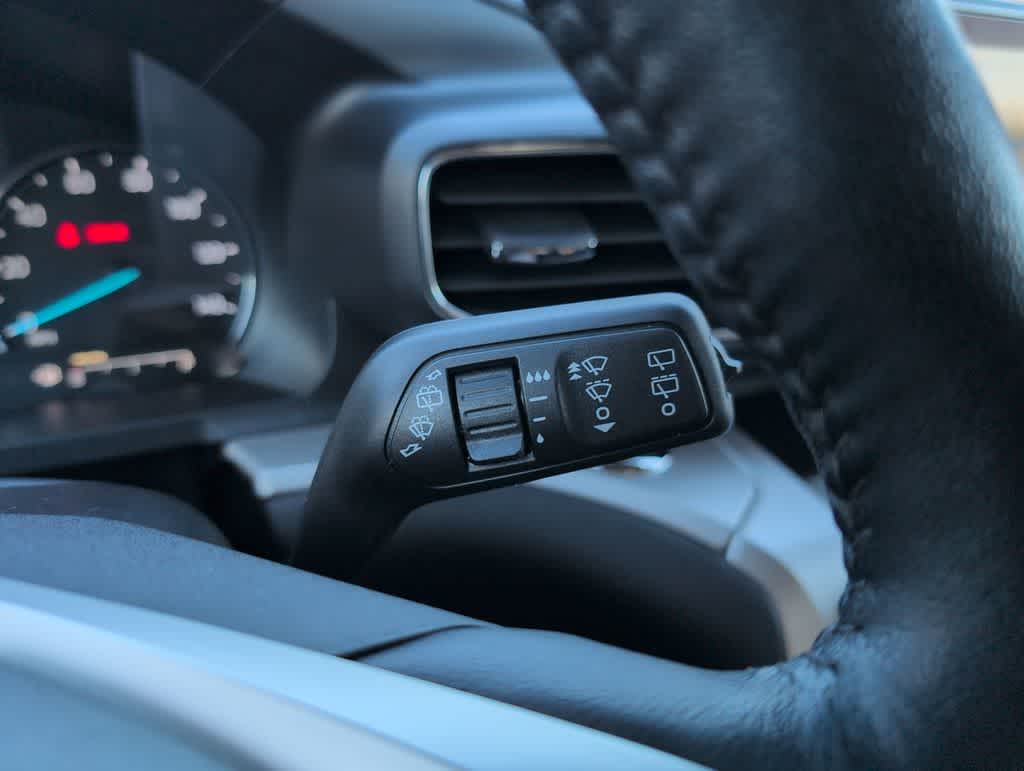 Thumbnail: 2022 Ford Explorer - 26