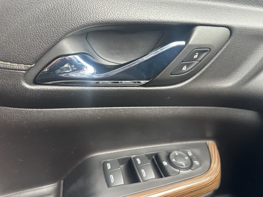 Thumbnail: 2023 GMC Acadia - 8