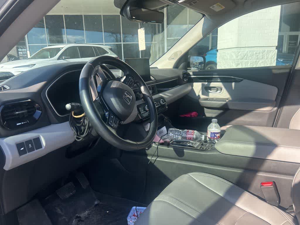 Thumbnail: 2023 Honda Pilot - 4