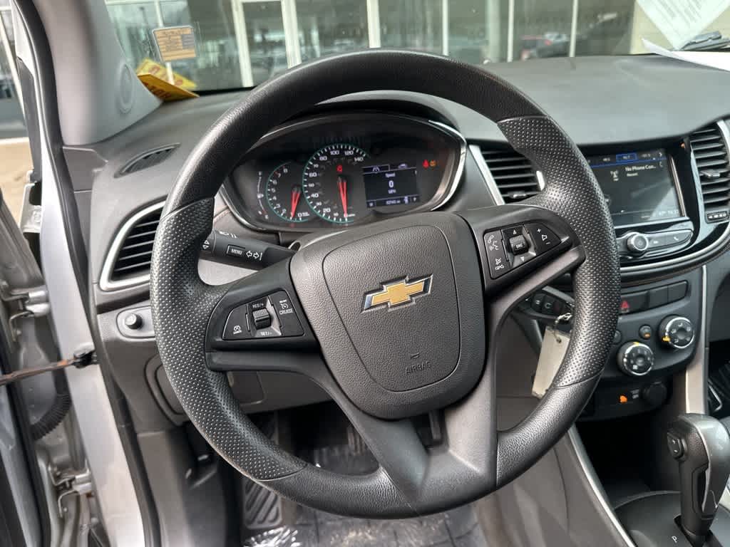 Thumbnail: 2019 Chevrolet Trax - 16