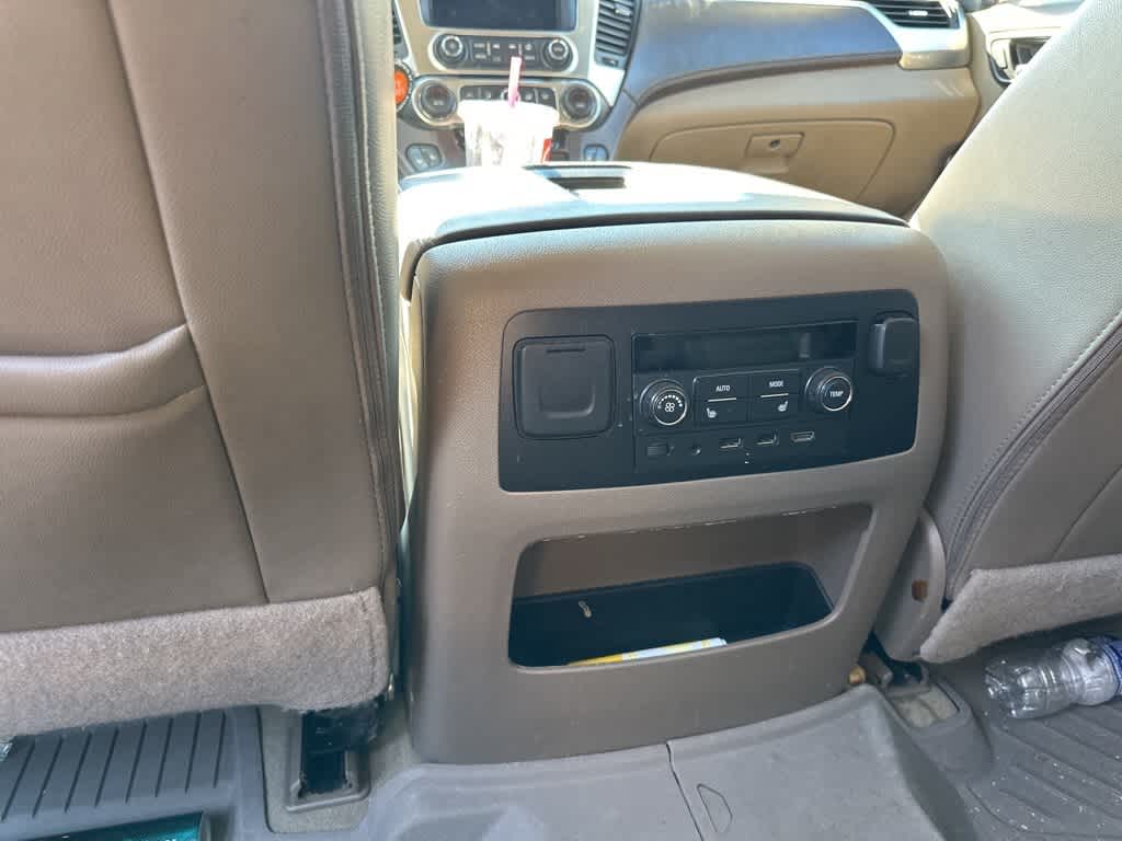 Thumbnail: 2018 Chevrolet Suburban - 4