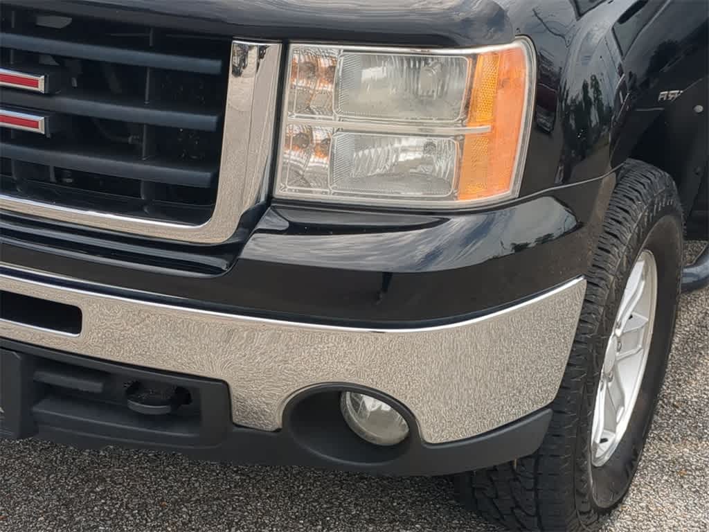 Thumbnail: 2011 GMC Sierra 1500 - 11