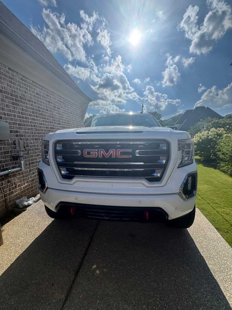 Thumbnail: 2020 GMC Sierra 1500 - 1