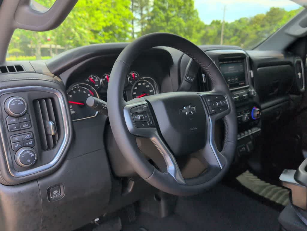 Thumbnail: 2022 Chevrolet Silverado 1500 - 10
