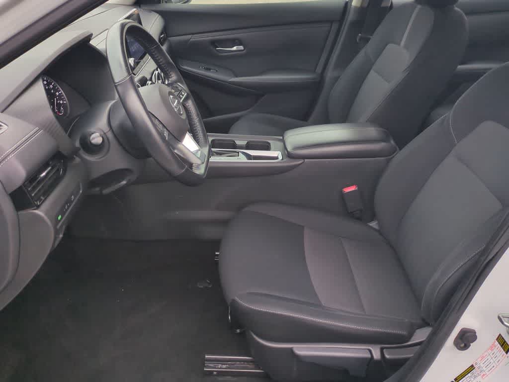 Thumbnail: 2023 Nissan Sentra - 16