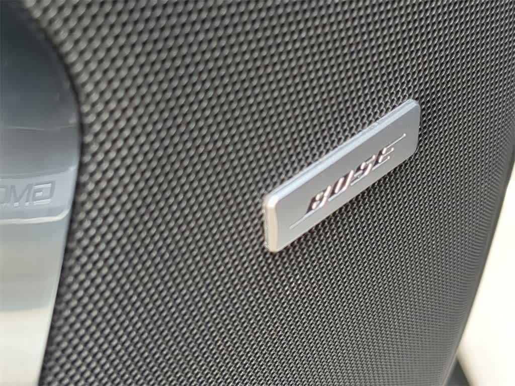 Thumbnail: 2022 GMC Yukon - 32