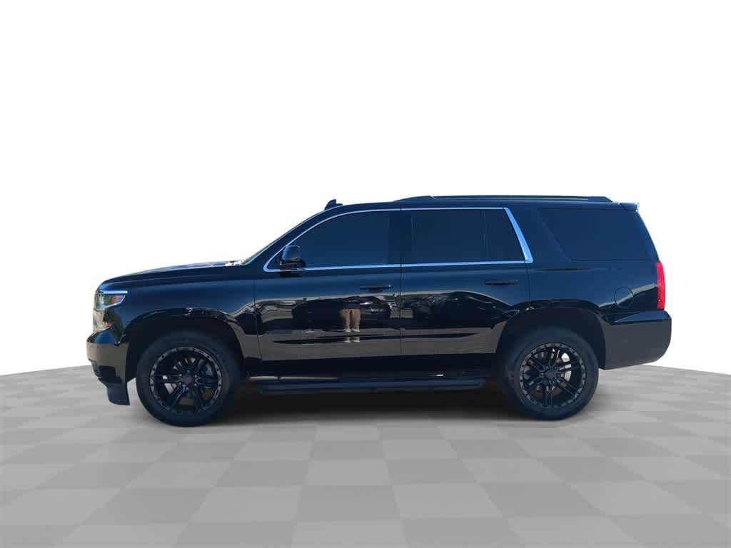 Thumbnail: 2017 Chevrolet Tahoe - 5