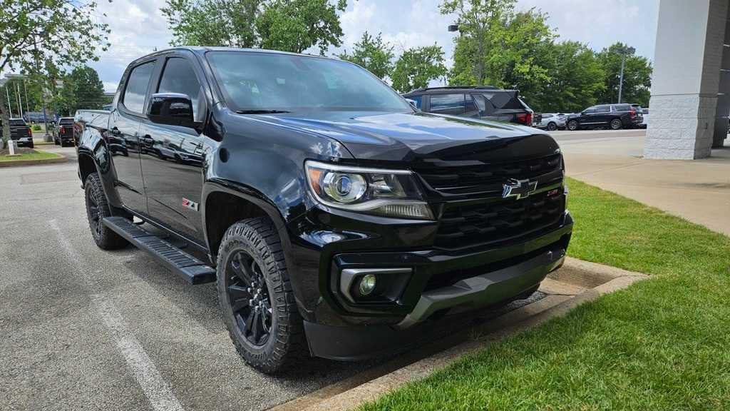 Thumbnail: 2022 Chevrolet Colorado - 2