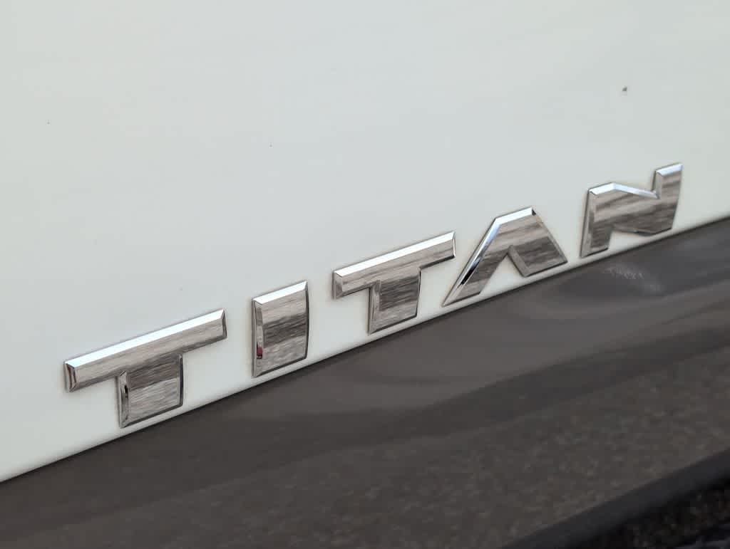 Thumbnail: 2017 Nissan Titan - 13