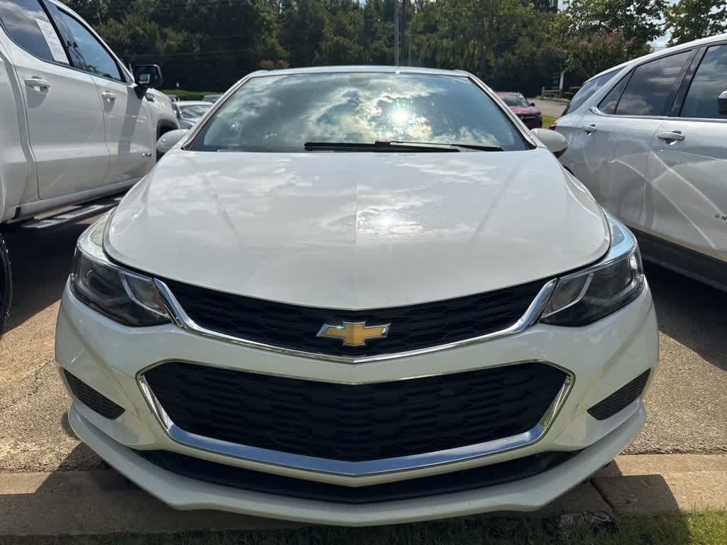 Thumbnail: 2018 Chevrolet Cruze - 12