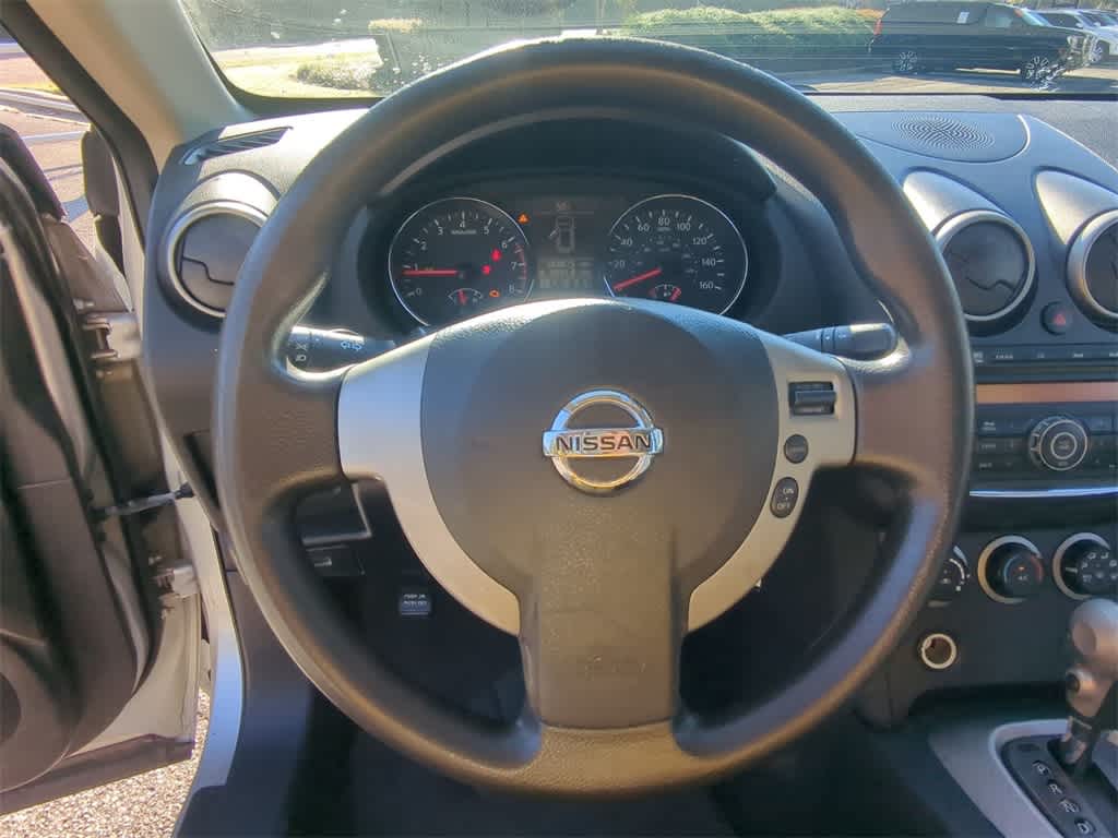 Thumbnail: 2013 Nissan Rogue - 21