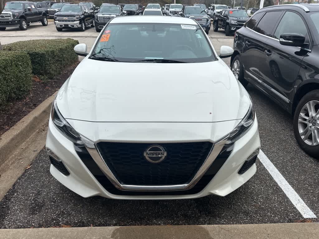 Thumbnail: 2020 Nissan Altima - 2
