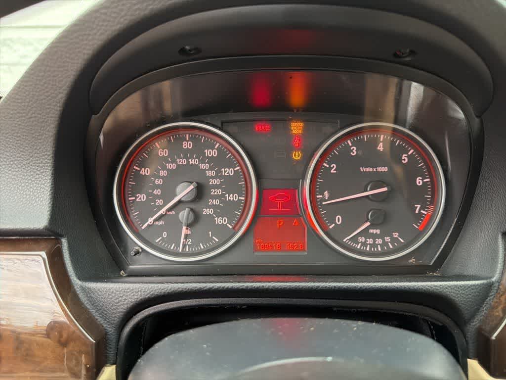 Thumbnail: 2011 BMW 3 Series - 9