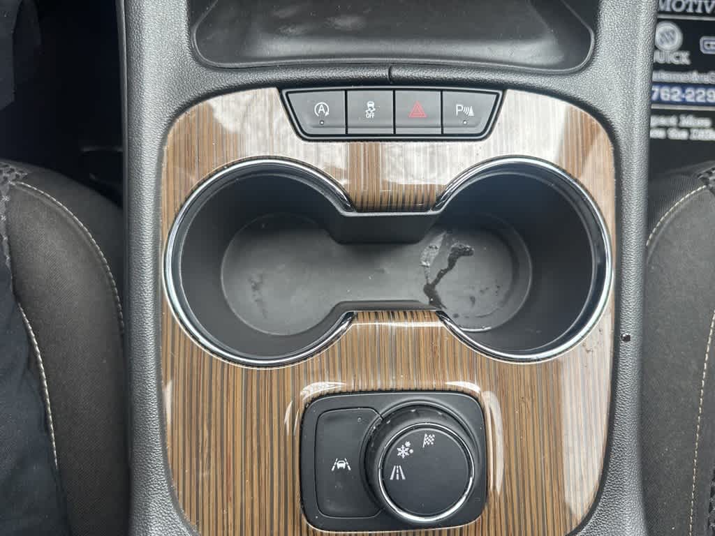 Thumbnail: 2023 GMC Acadia - 11