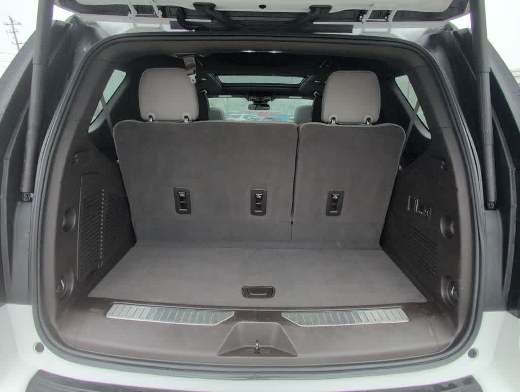 Thumbnail: 2023 Chevrolet Tahoe - 36