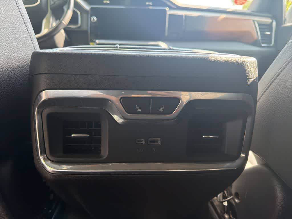 Thumbnail: 2022 GMC Sierra 1500 - 24