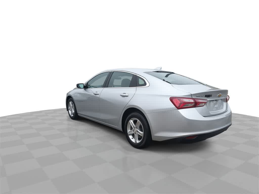 Thumbnail: 2022 Chevrolet Malibu - 6