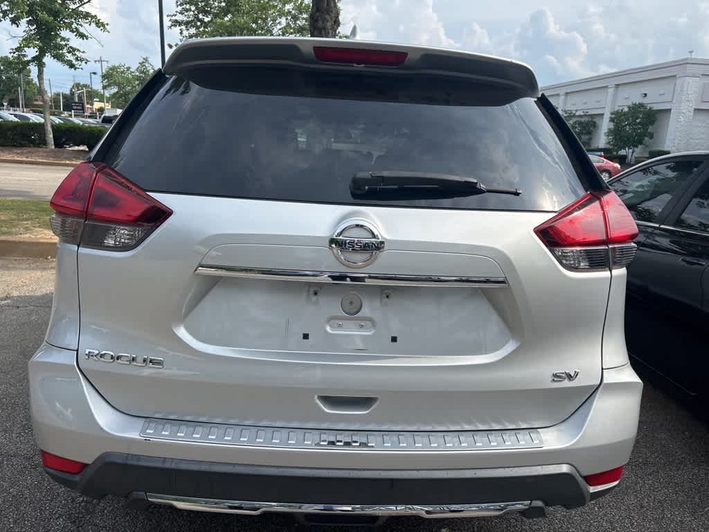 2018 Nissan Rogue SV 14