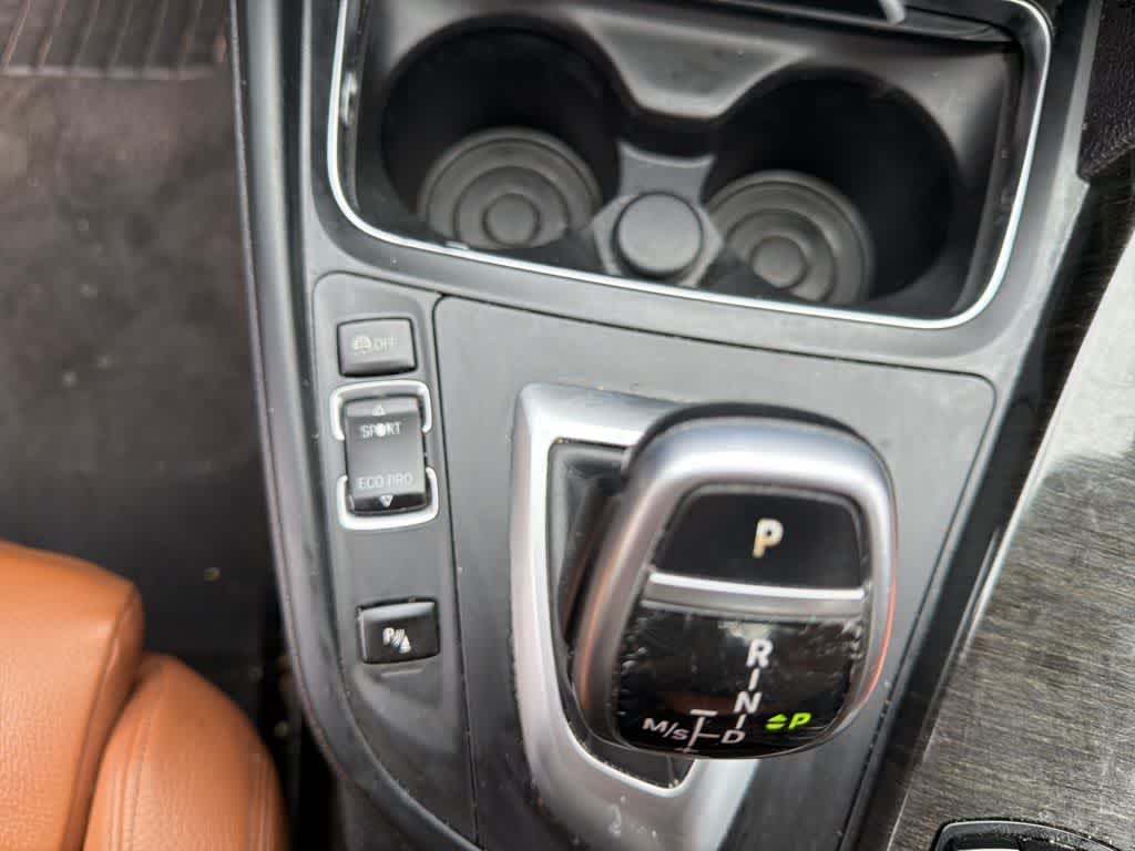 Thumbnail: 2017 BMW 3 Series - 16