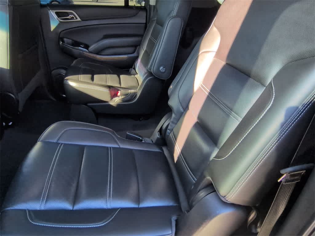 Thumbnail: 2019 GMC Yukon XL - 21