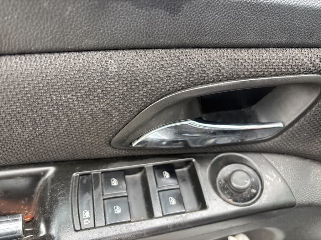 Thumbnail: 2014 Chevrolet Cruze - 13