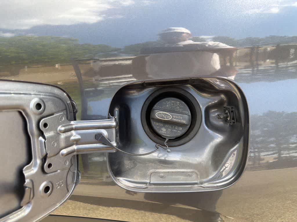 Thumbnail: 2021 Toyota Highlander - 24