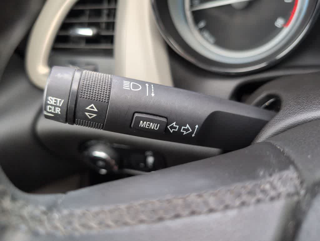 Thumbnail: 2013 Buick Verano - 27