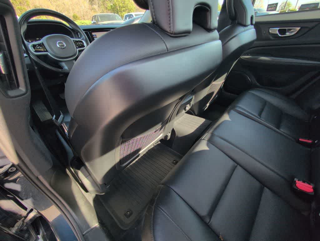 Thumbnail: 2020 Volvo S60 - 18