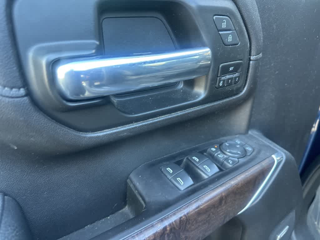 Thumbnail: 2021 GMC Sierra 2500 - 9