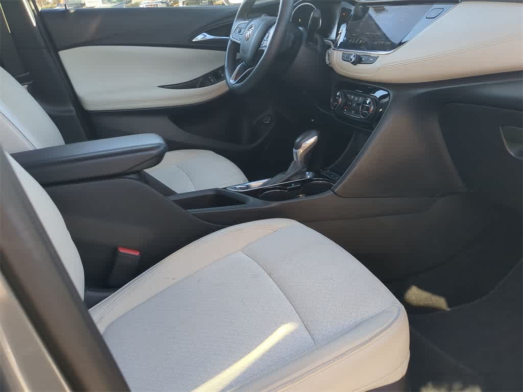 Thumbnail: 2022 Buick Encore GX - 22