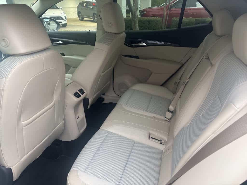 Thumbnail: 2022 Buick Envision - 13