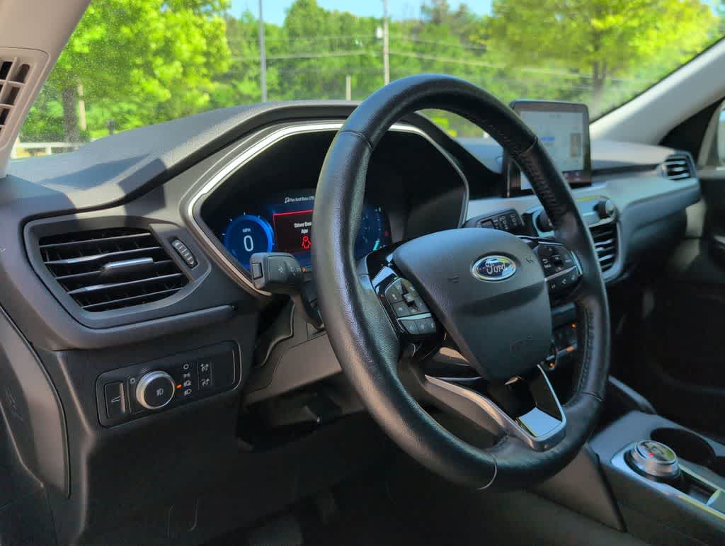 Thumbnail: 2021 Ford Escape - 10