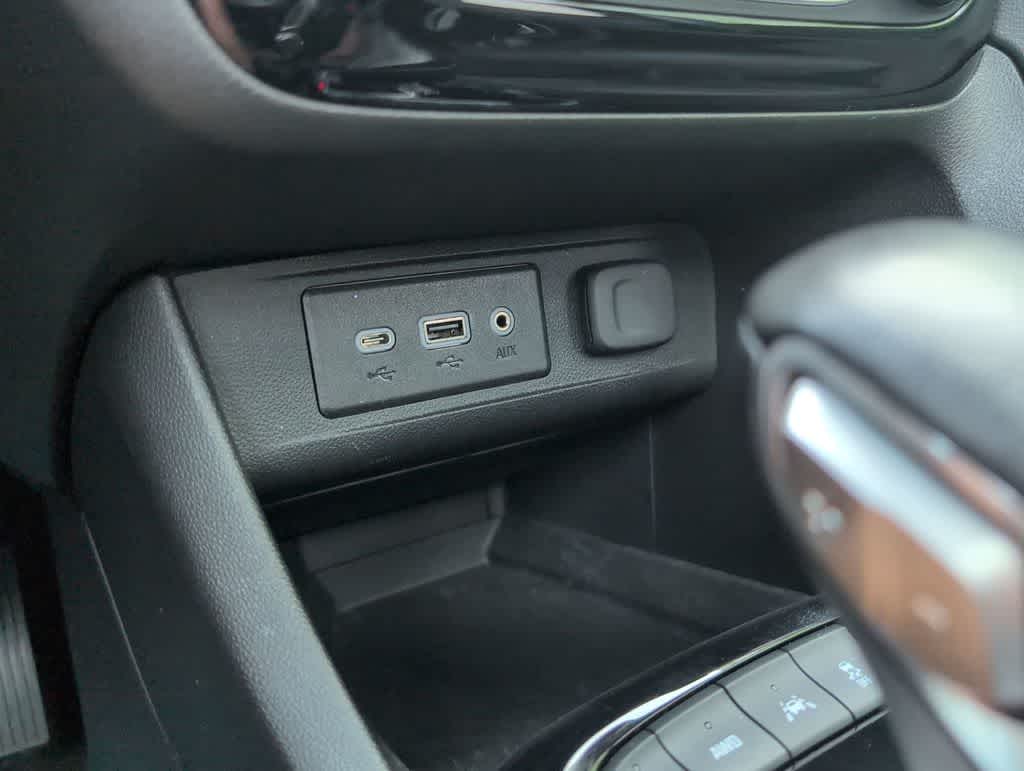 Thumbnail: 2023 Buick Encore GX - 33