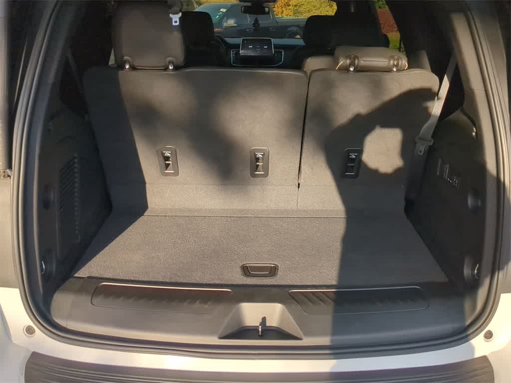 Thumbnail: 2022 GMC Yukon - 36