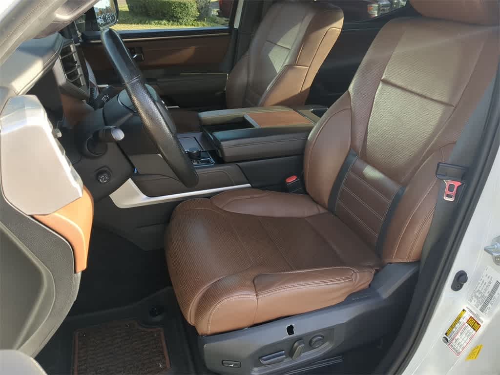 Thumbnail: 2022 Toyota Tundra - 17