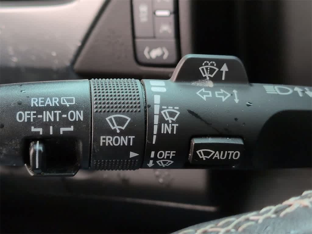 Thumbnail: 2019 Chevrolet Tahoe - 26