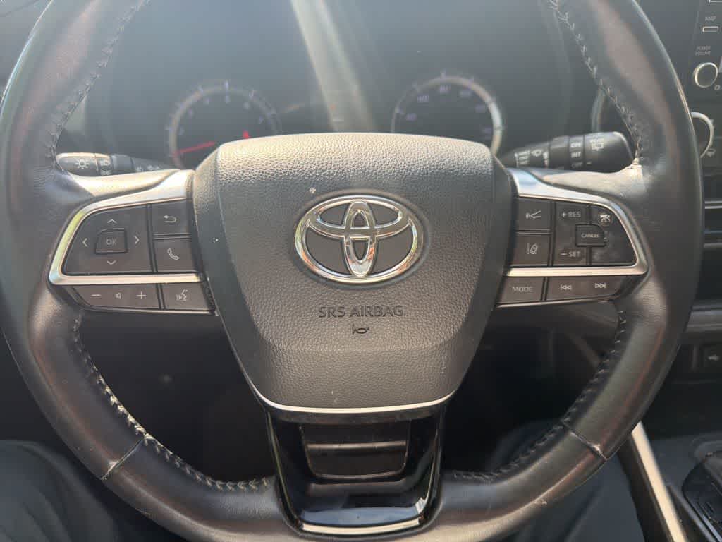 Thumbnail: 2021 Toyota Highlander - 9