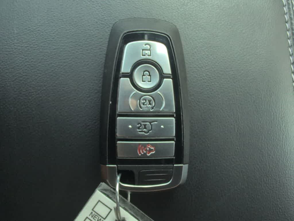 Thumbnail: 2022 Ford Explorer - 37