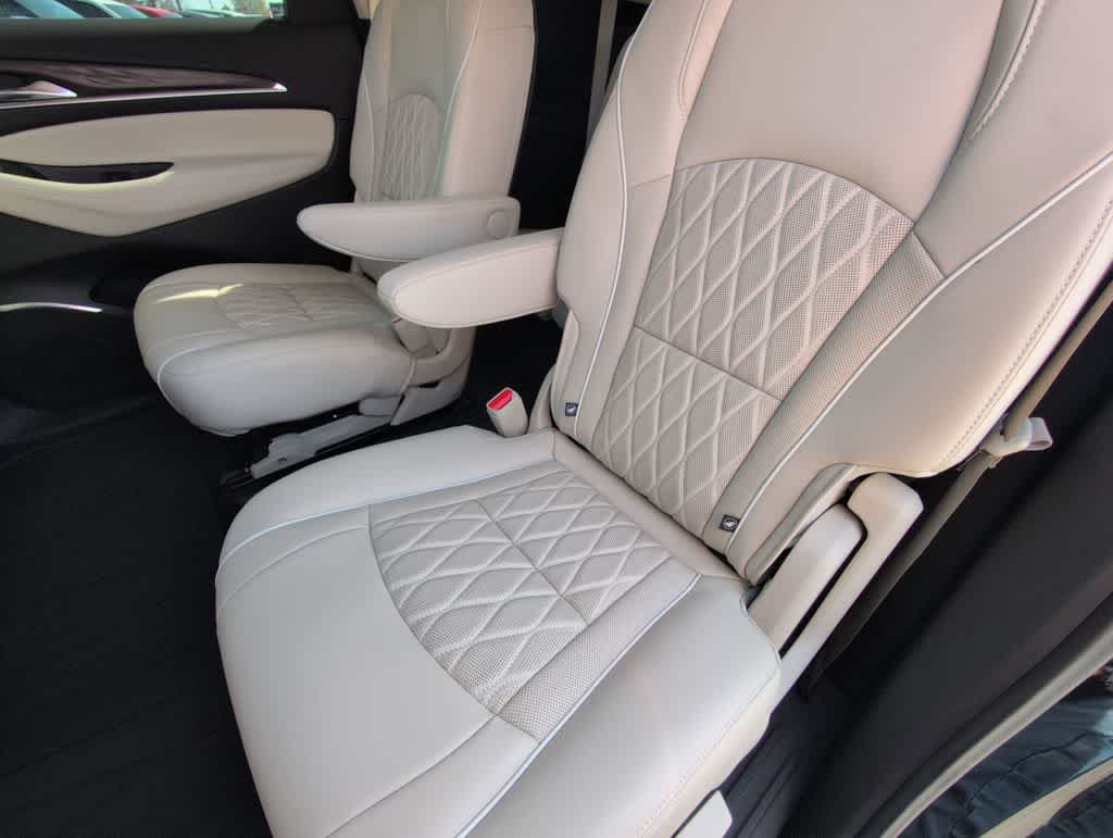 Thumbnail: 2022 Buick Enclave - 20