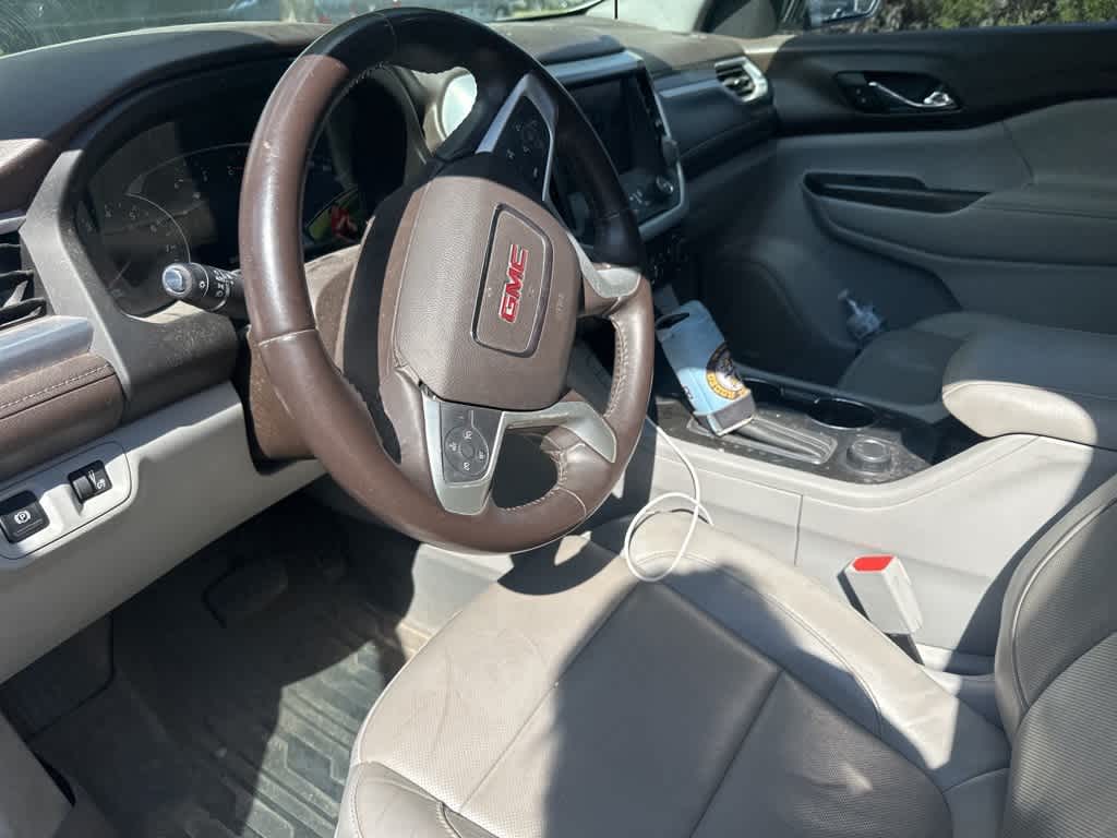 Thumbnail: 2017 GMC Acadia - 4