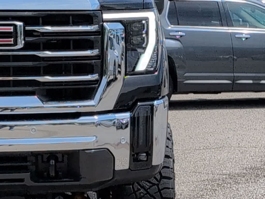 Thumbnail: 2026 GMC Sierra 2500 - 11