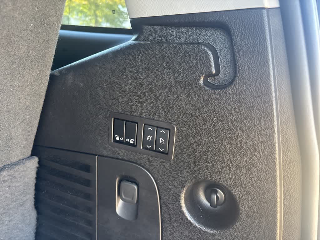 Thumbnail: 2019 GMC Yukon - 26