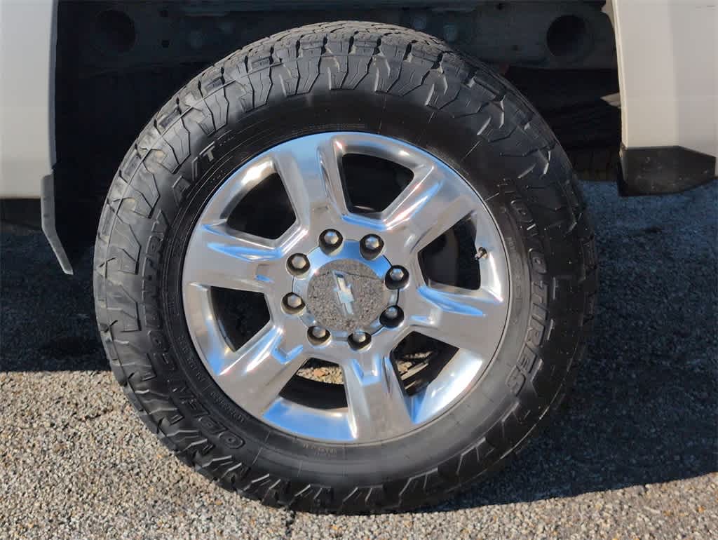 Thumbnail: 2019 Chevrolet Silverado 2500 - 14