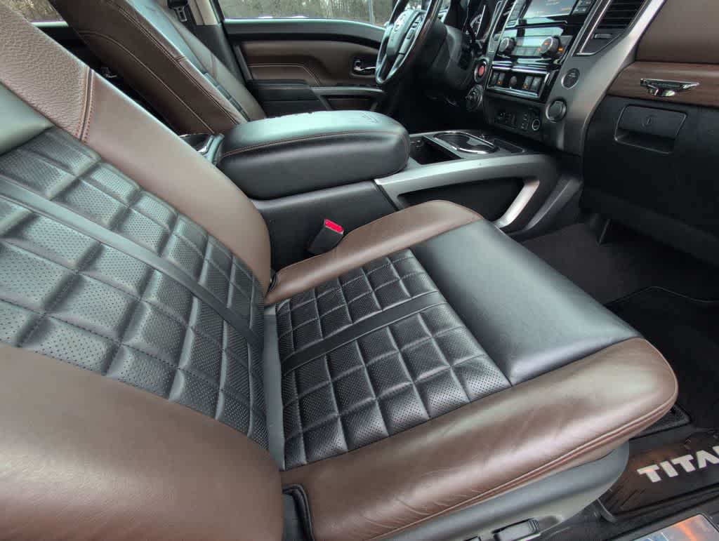 Thumbnail: 2017 Nissan Titan - 22