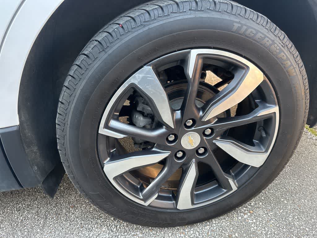 Thumbnail: 2022 Chevrolet Equinox - 8