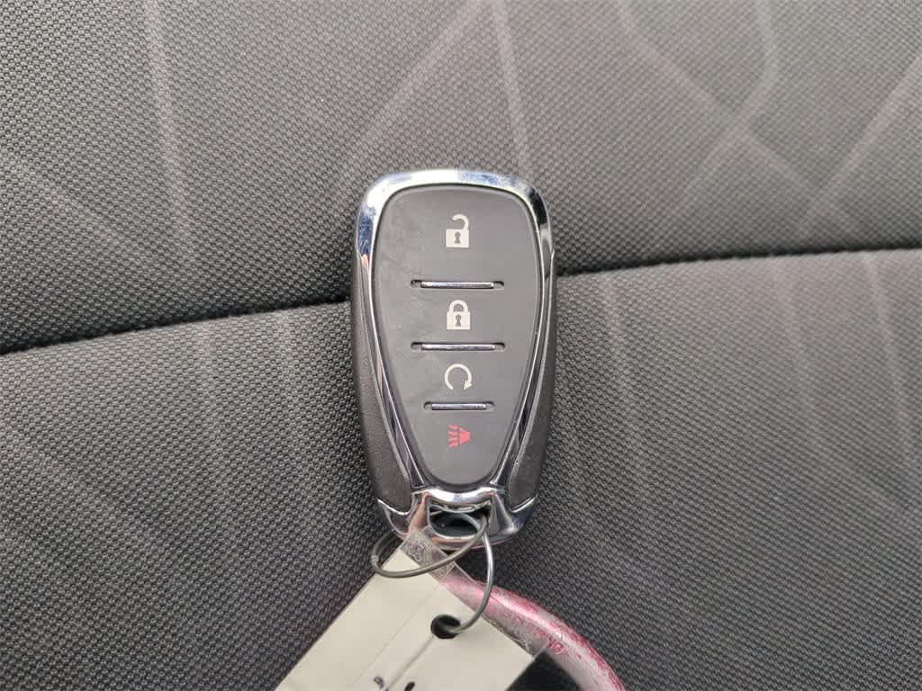 Thumbnail: 2022 Chevrolet Trax - 34