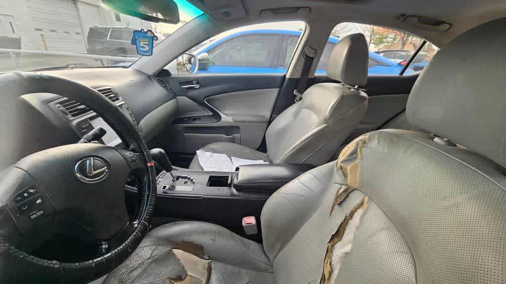 Thumbnail: 2007 Lexus IS - 11