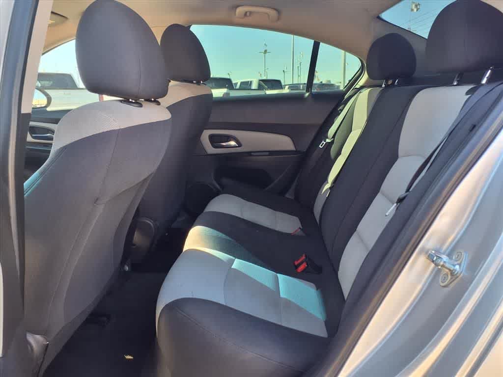 Thumbnail: 2015 Chevrolet Cruze - 10